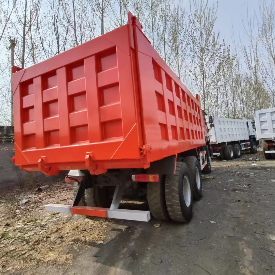 HOWO 371 6X4 - Φορτηγό ανατρεπόμενο: φωτογραφία 5 HOWO 371 6X4 - Φορτηγό ανατρεπόμενο: φωτογραφία 5