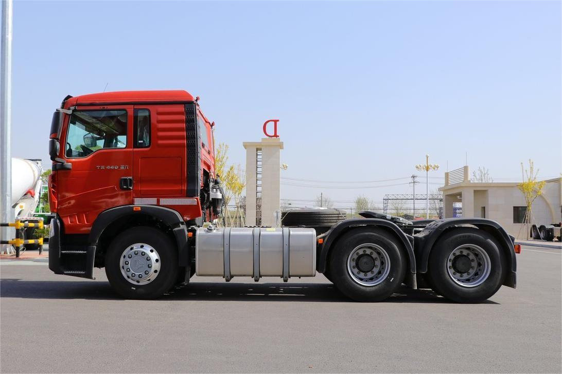 HOWO TX440 - Φορτηγό ανατρεπόμενο: φωτογραφία 4 HOWO TX440 - Φορτηγό ανατρεπόμενο: φωτογραφία 4