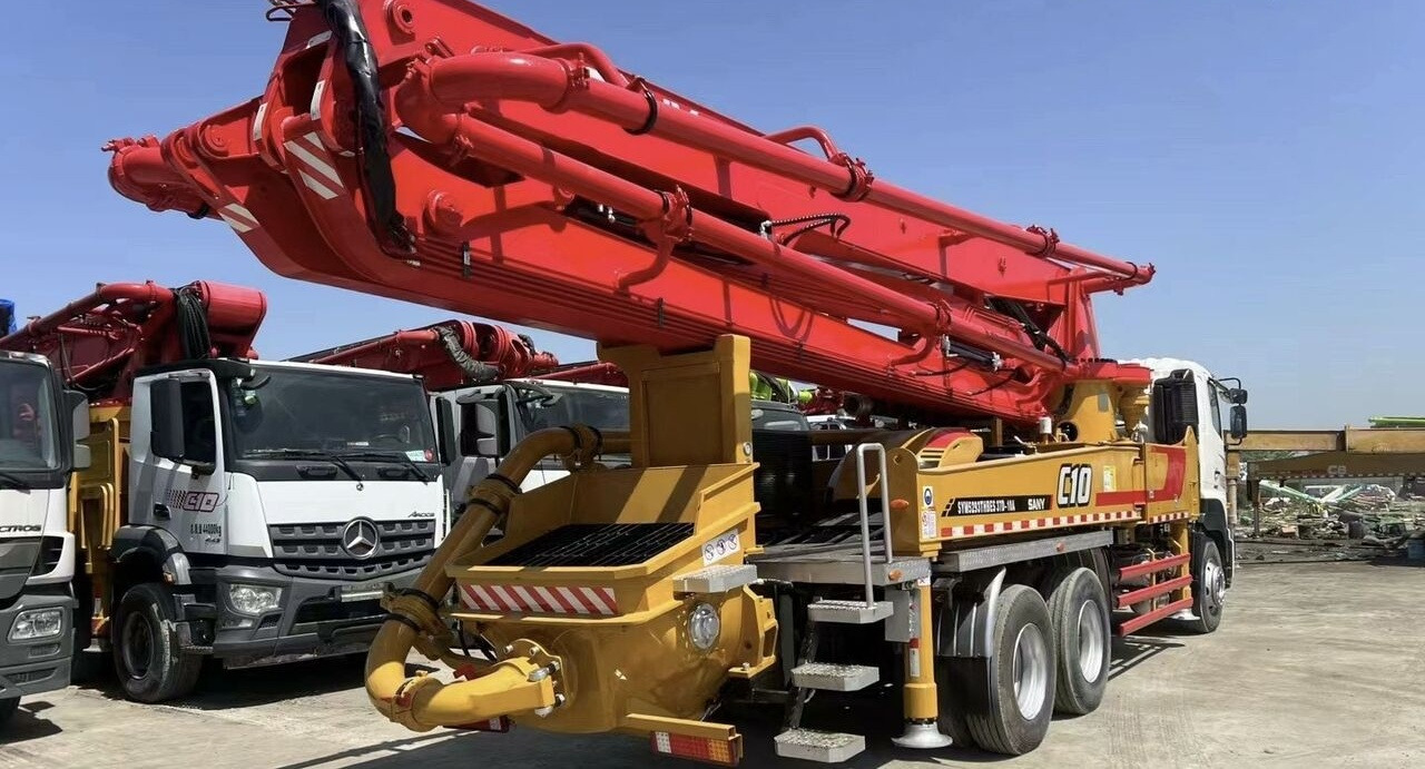 Hino Sany on chassis - Αντλία σκυροδέματος: φωτογραφία 3 Hino Sany on chassis - Αντλία σκυροδέματος: φωτογραφία 3