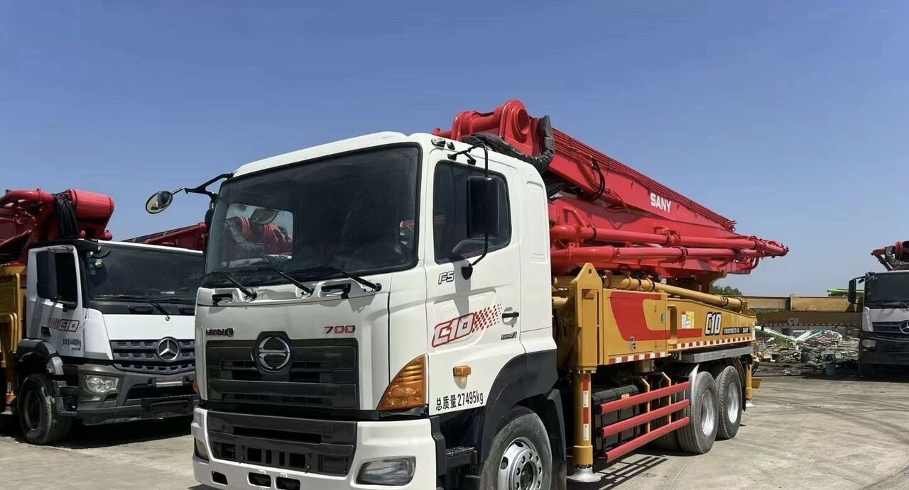 Hino Sany on chassis - Αντλία σκυροδέματος: φωτογραφία 1 Hino Sany on chassis - Αντλία σκυροδέματος: φωτογραφία 1