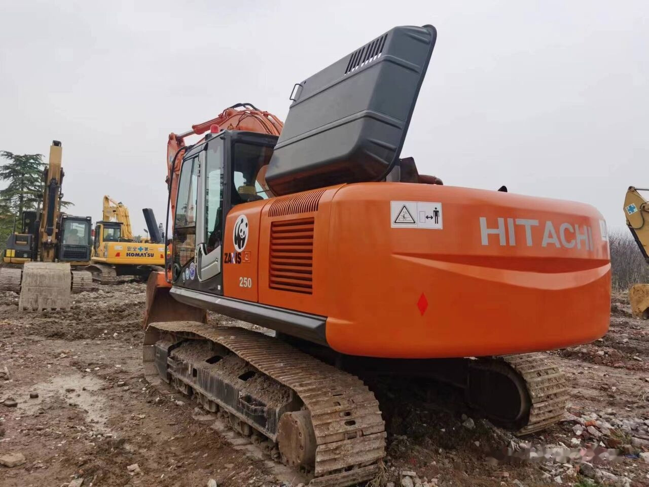 Hitachi ZX250 - Ερπυστριοφόρος εκσκαφέας: φωτογραφία 5 Hitachi ZX250 - Ερπυστριοφόρος εκσκαφέας: φωτογραφία 5