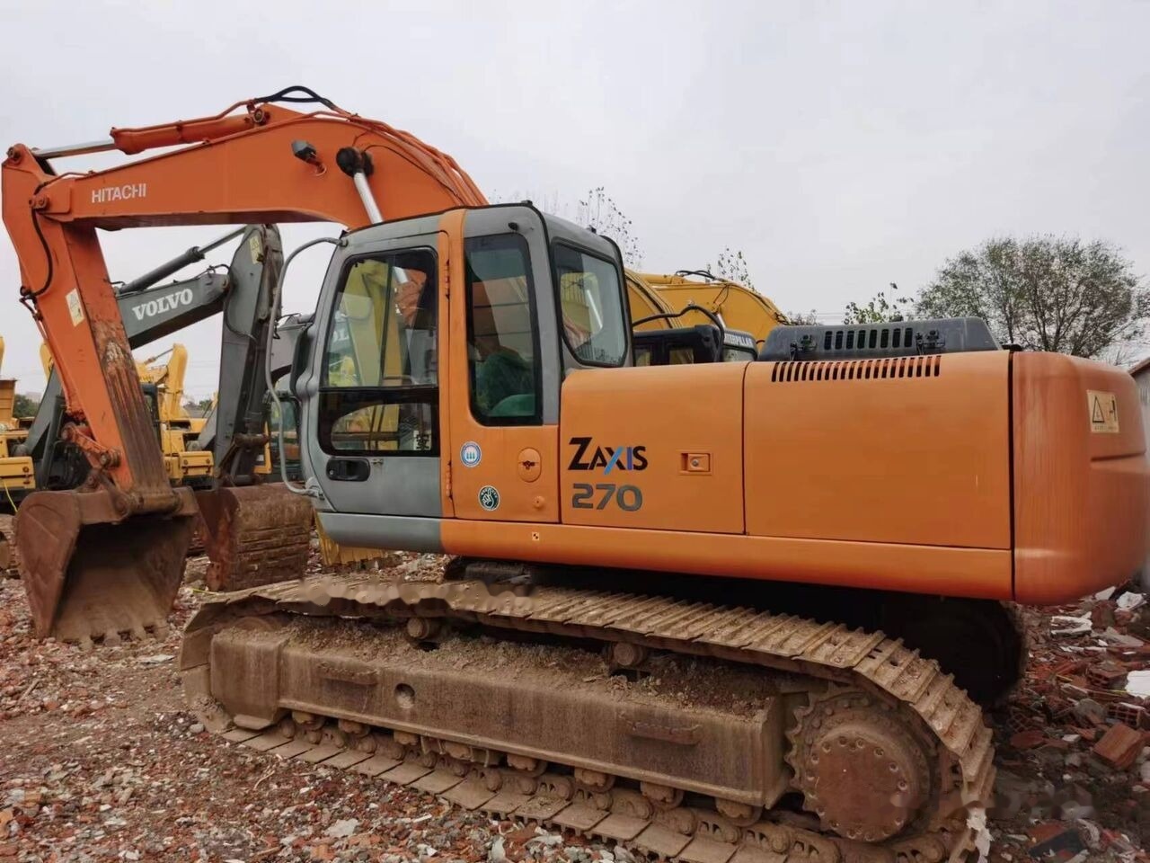 Hitachi ZX270 - Ερπυστριοφόρος εκσκαφέας: φωτογραφία 5 Hitachi ZX270 - Ερπυστριοφόρος εκσκαφέας: φωτογραφία 5
