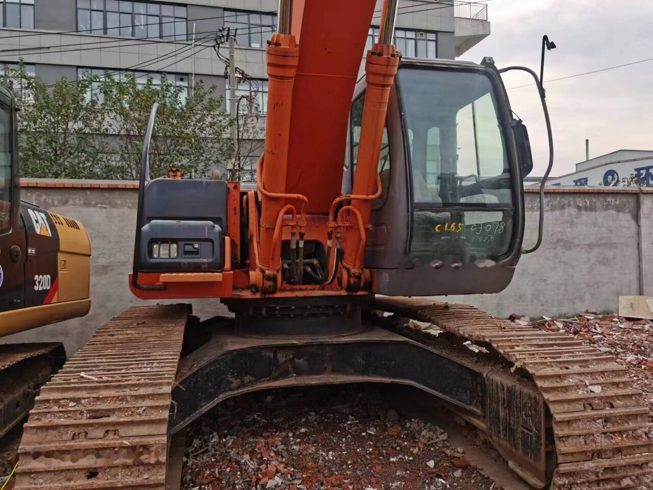 Hitachi ZX270 - Ερπυστριοφόρος εκσκαφέας: φωτογραφία 4 Hitachi ZX270 - Ερπυστριοφόρος εκσκαφέας: φωτογραφία 4