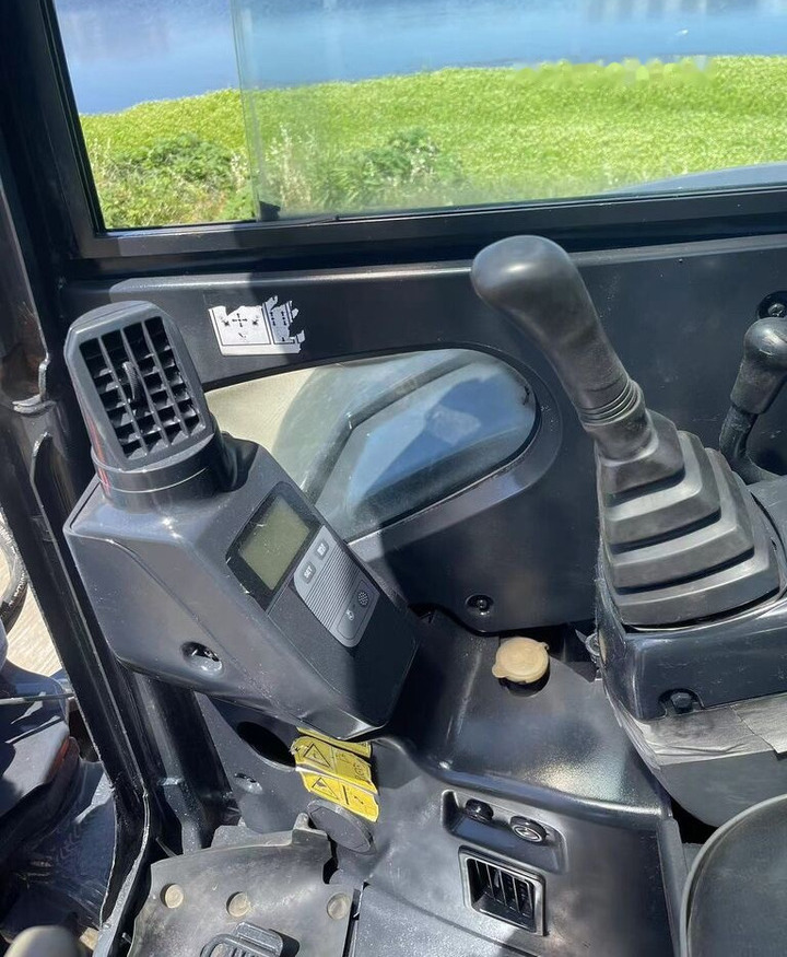 Hitachi ZX50U - Μίνι εκσκαφέας: φωτογραφία 3 Hitachi ZX50U - Μίνι εκσκαφέας: φωτογραφία 3