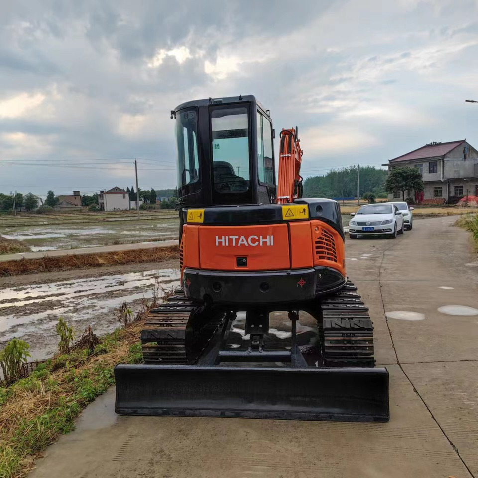 Hitachi ZX50 - Μίνι εκσκαφέας: φωτογραφία 4 Hitachi ZX50 - Μίνι εκσκαφέας: φωτογραφία 4