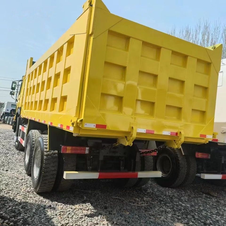 Howo 371 - Φορτηγό ανατρεπόμενο: φωτογραφία 1 Howo 371 - Φορτηγό ανατρεπόμενο: φωτογραφία 1