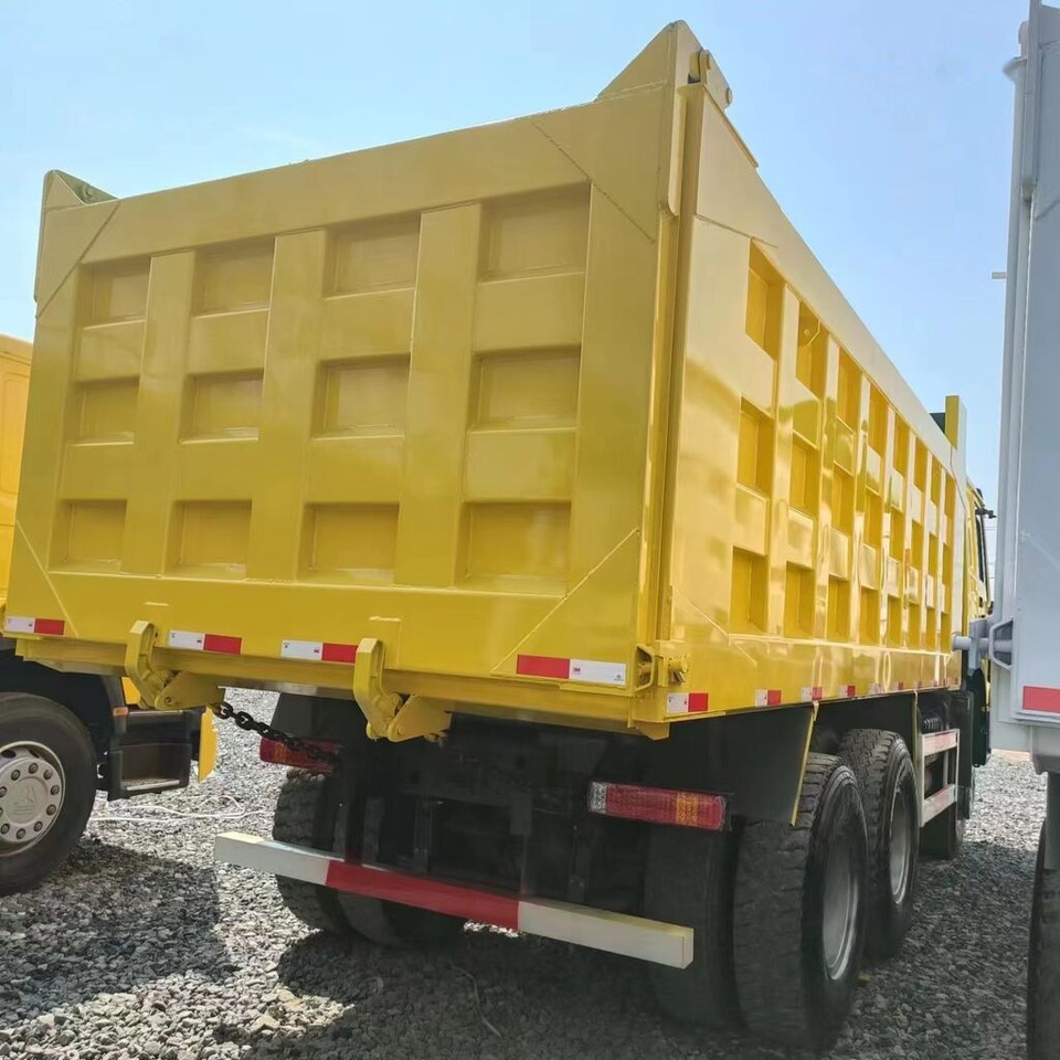 Howo 371 - Φορτηγό ανατρεπόμενο: φωτογραφία 4 Howo 371 - Φορτηγό ανατρεπόμενο: φωτογραφία 4