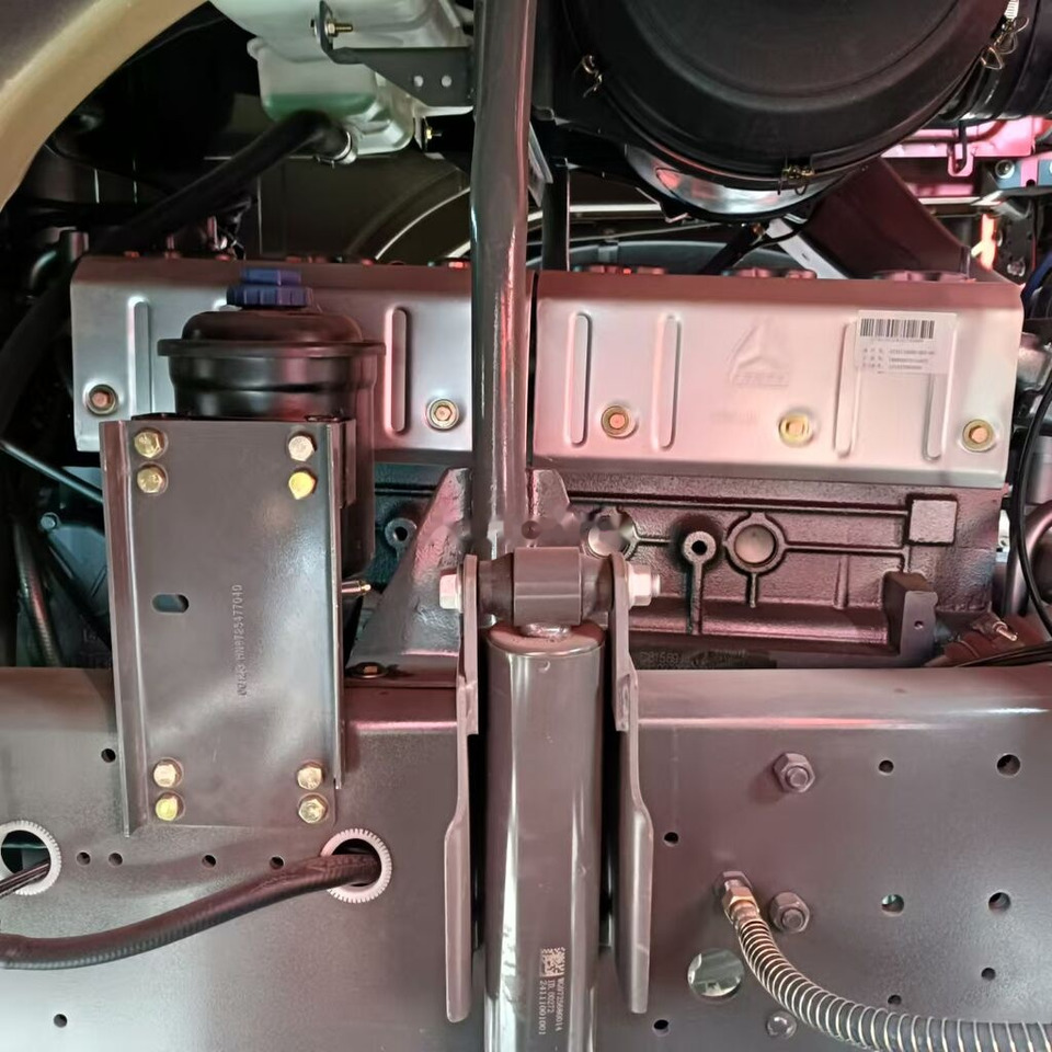 Howo New - Φορτηγό ανατρεπόμενο: φωτογραφία 5 Howo New - Φορτηγό ανατρεπόμενο: φωτογραφία 5