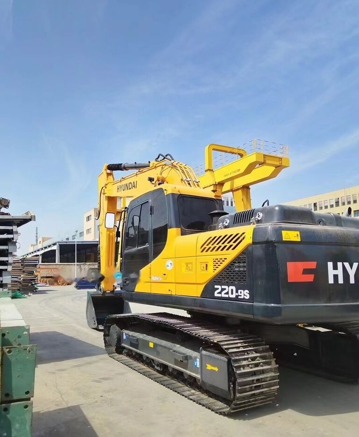 Hyundai R220-9S - Ερπυστριοφόρος εκσκαφέας: φωτογραφία 3 Hyundai R220-9S - Ερπυστριοφόρος εκσκαφέας: φωτογραφία 3