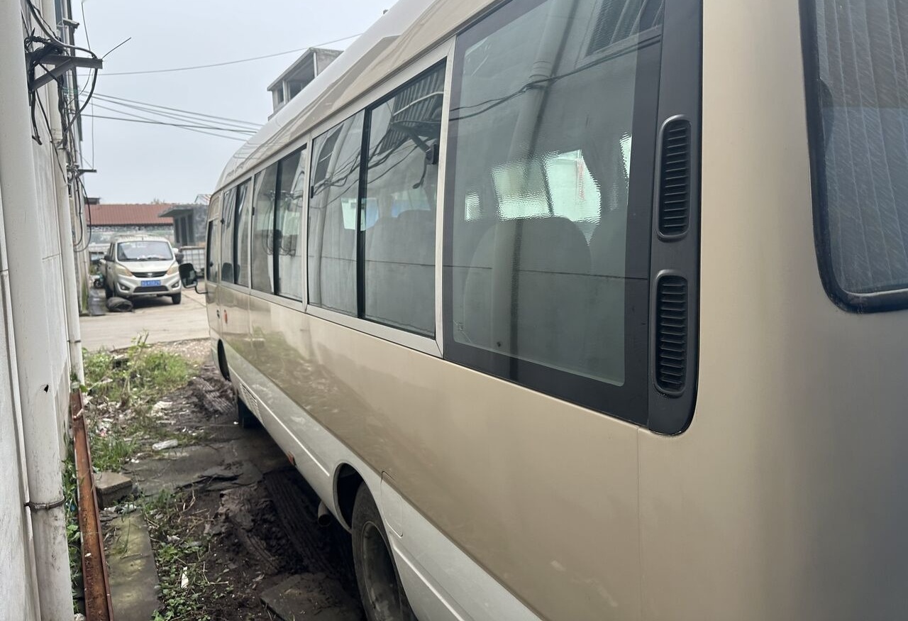 Toyota diesel Coaster - Αστικό λεωφορείο: φωτογραφία 1 Toyota diesel Coaster - Αστικό λεωφορείο: φωτογραφία 1