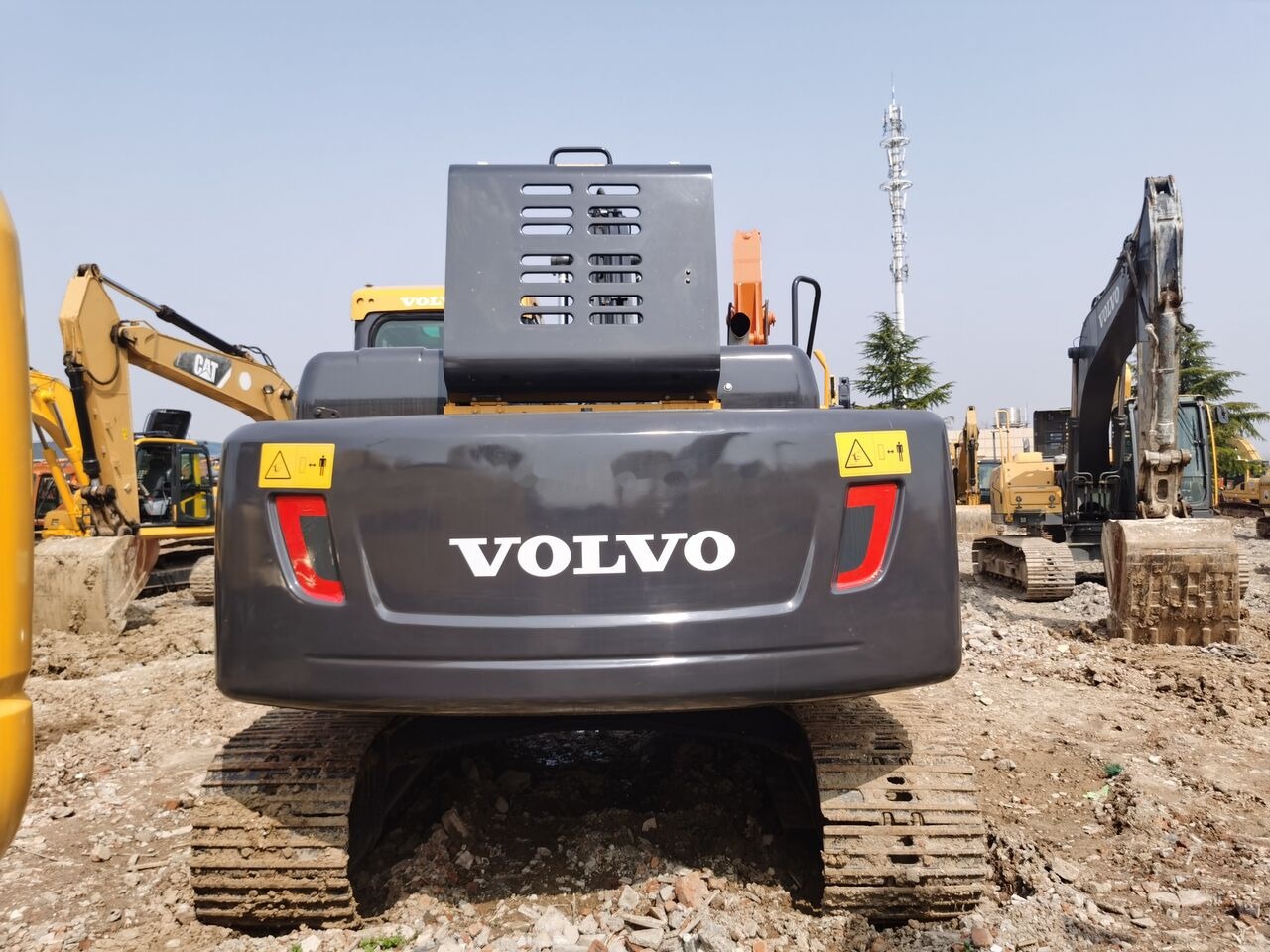Volvo EC220 - Ερπυστριοφόρος εκσκαφέας: φωτογραφία 2 Volvo EC220 - Ερπυστριοφόρος εκσκαφέας: φωτογραφία 2