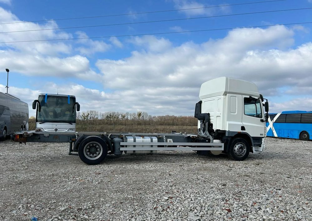 DAF CF75.310 - Φορτηγό σασί: φωτογραφία 2 DAF CF75.310 - Φορτηγό σασί: φωτογραφία 2
