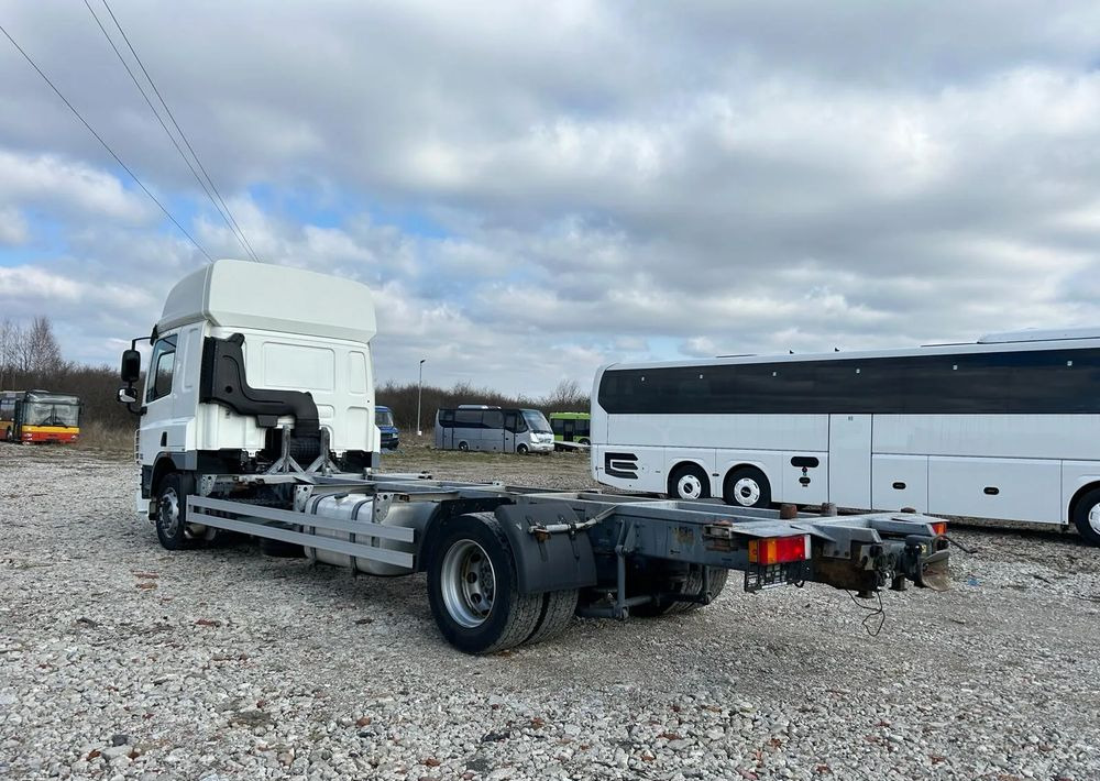 DAF CF75.310 - Φορτηγό σασί: φωτογραφία 4 DAF CF75.310 - Φορτηγό σασί: φωτογραφία 4