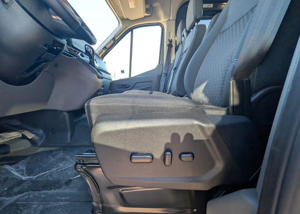 Καινούριο Μικρό λεωφορείο, Επιβατικό βαν Ford Transit: φωτογραφία 12