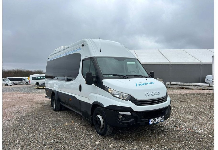Iveco Daily - Μικρό λεωφορείο, Επιβατικό βαν: φωτογραφία 2 Iveco Daily - Μικρό λεωφορείο, Επιβατικό βαν: φωτογραφία 2