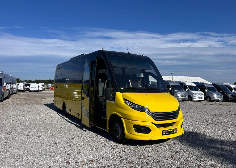 Iveco Daily - Μικρό λεωφορείο, Επιβατικό βαν: φωτογραφία 1 Iveco Daily - Μικρό λεωφορείο, Επιβατικό βαν: φωτογραφία 1
