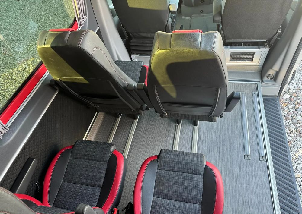 Μικρό λεωφορείο, Επιβατικό βαν Mercedes-Benz Sprinter: φωτογραφία 20