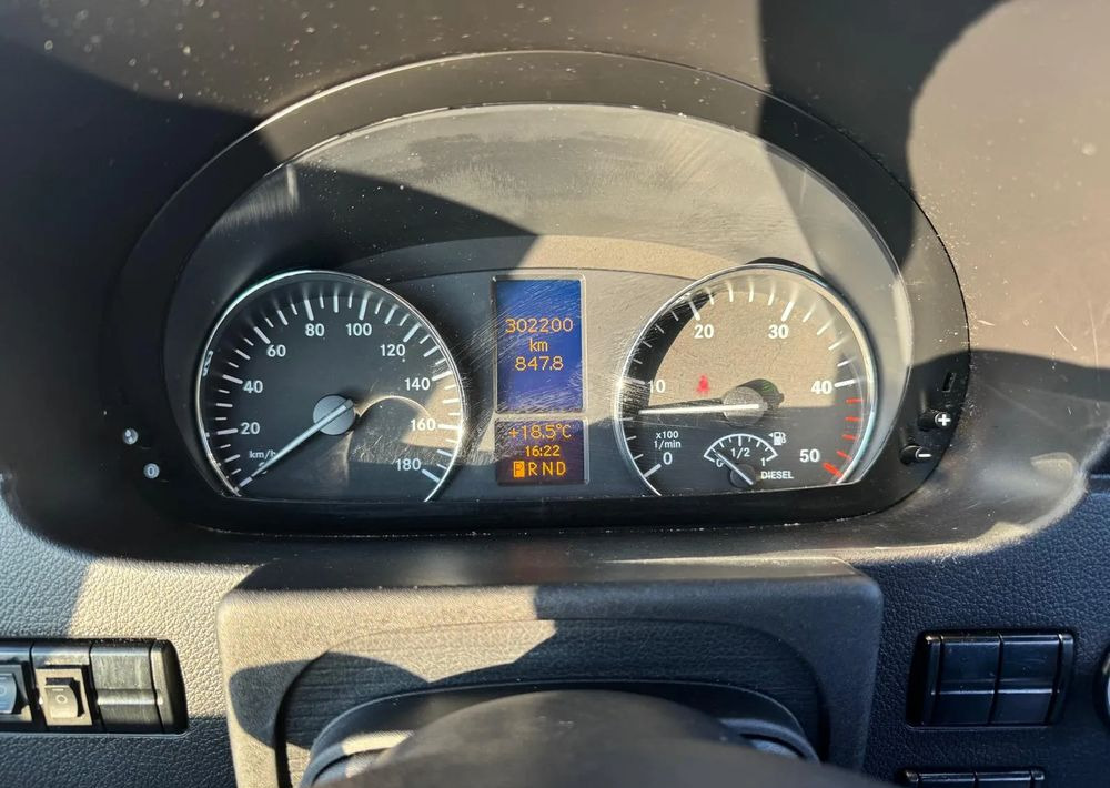 Μικρό λεωφορείο, Επιβατικό βαν Mercedes-Benz Sprinter: φωτογραφία 12
