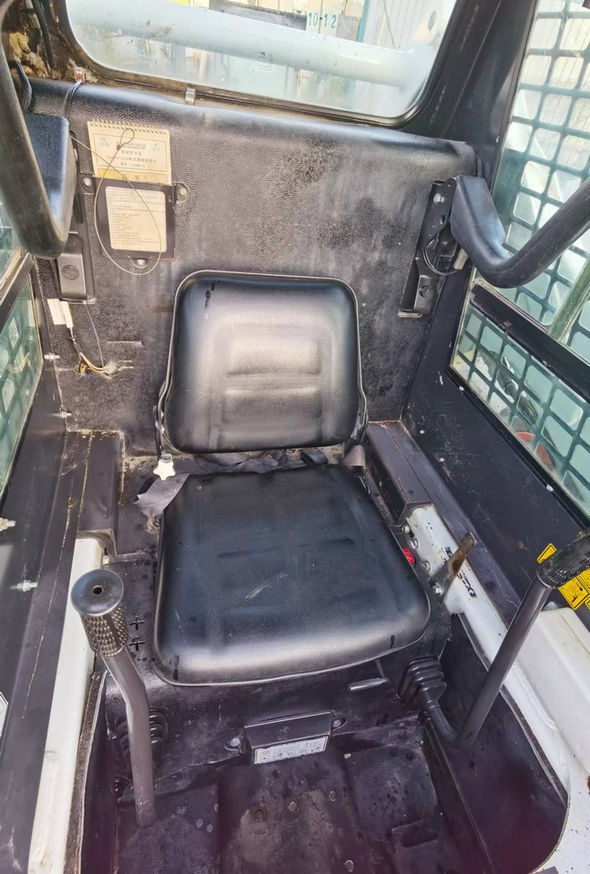 BOBCAT S18 - Φορτωτής πλάγιας ολίσθησης: φωτογραφία 4 BOBCAT S18 - Φορτωτής πλάγιας ολίσθησης: φωτογραφία 4