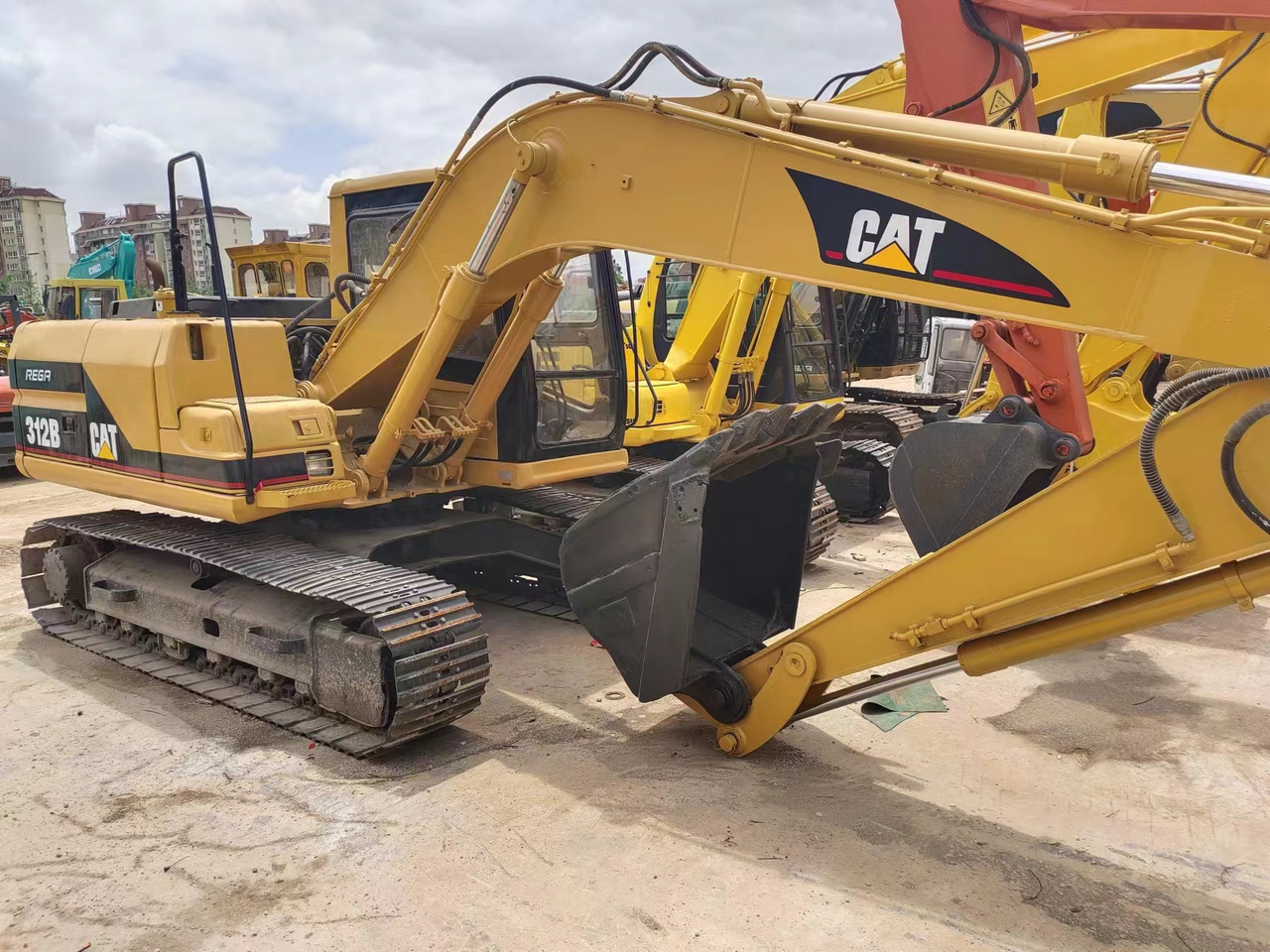 CATERPILLAR 312B - Ερπυστριοφόρος εκσκαφέας: φωτογραφία 2 CATERPILLAR 312B - Ερπυστριοφόρος εκσκαφέας: φωτογραφία 2