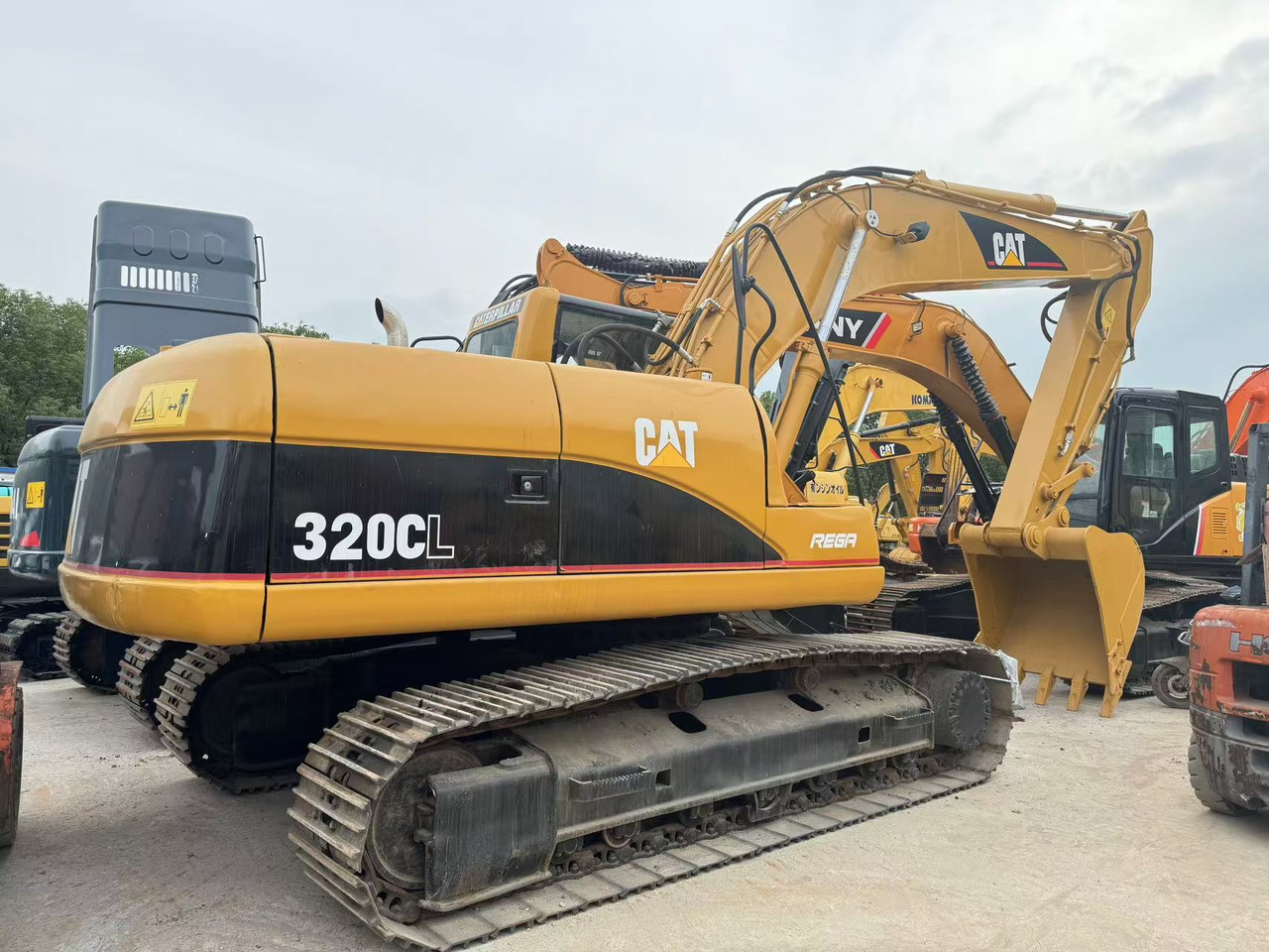 CATERPILLAR 320C - Ερπυστριοφόρος εκσκαφέας: φωτογραφία 1 CATERPILLAR 320C - Ερπυστριοφόρος εκσκαφέας: φωτογραφία 1