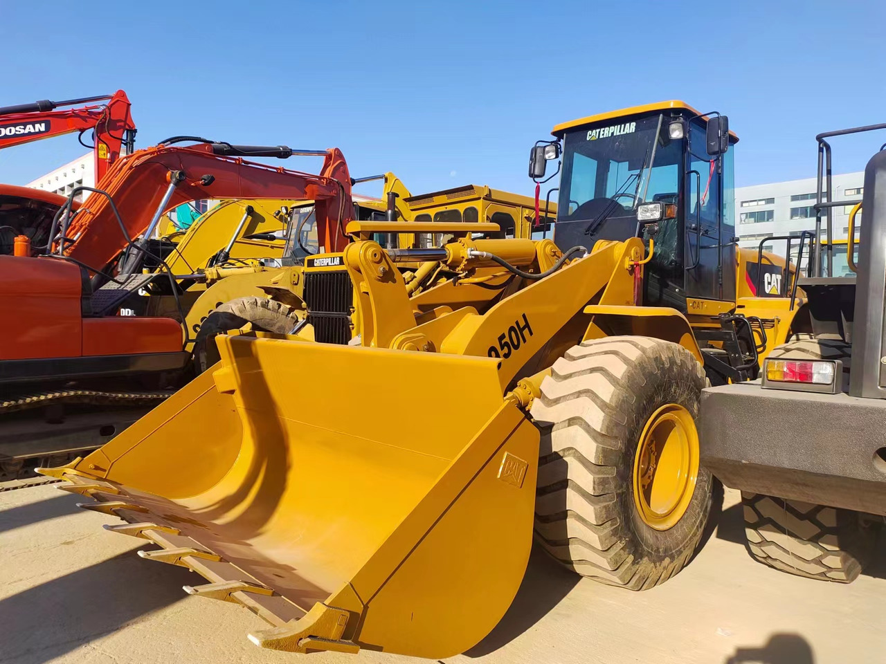CATERPILLAR 950H - Ελαστιχοφόρος φορτωτής: φωτογραφία 5 CATERPILLAR 950H - Ελαστιχοφόρος φορτωτής: φωτογραφία 5