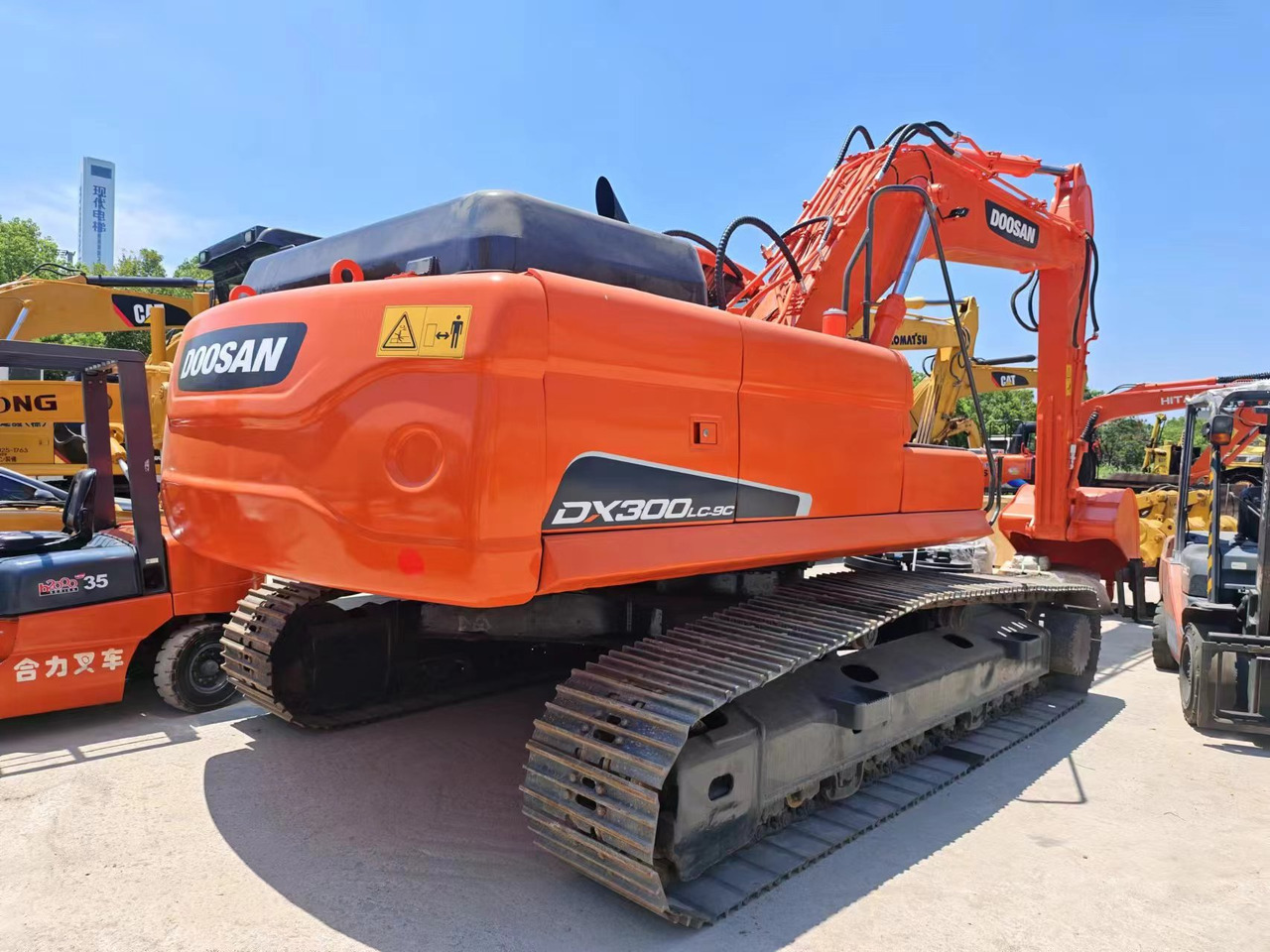 DOOSAN DX300LC-9C - Ερπυστριοφόρος εκσκαφέας: φωτογραφία 3 DOOSAN DX300LC-9C - Ερπυστριοφόρος εκσκαφέας: φωτογραφία 3