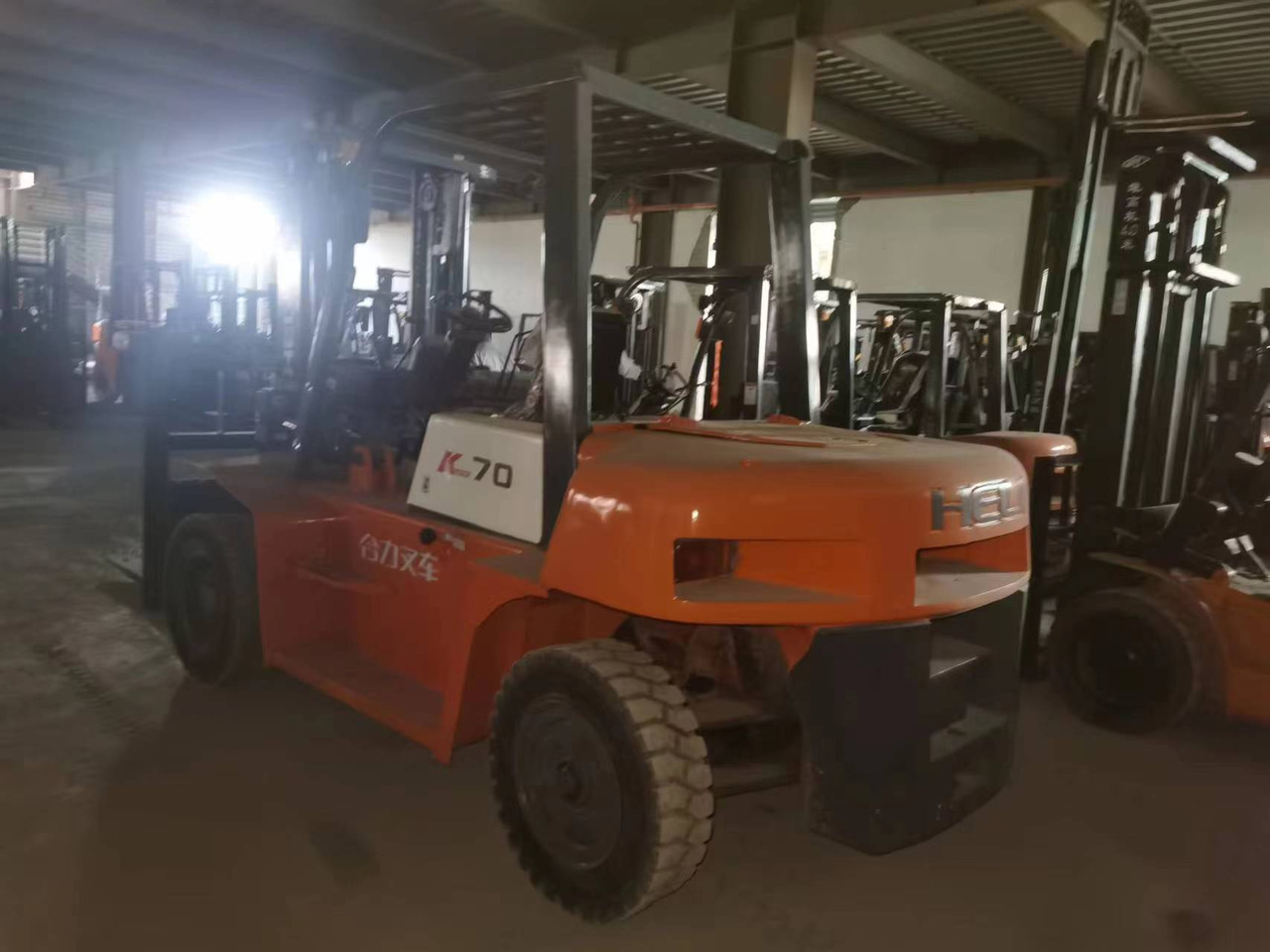 HELI 70 DIESEL FORKLIFT 7TON - Πετρελαιοκίνητο περονοφόρο: φωτογραφία 1 HELI 70 DIESEL FORKLIFT 7TON - Πετρελαιοκίνητο περονοφόρο: φωτογραφία 1
