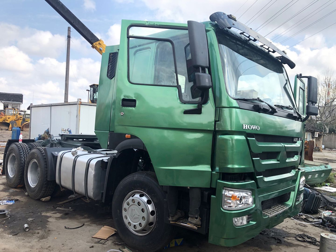 HOWO 420 - Τράκτορας: φωτογραφία 1 HOWO 420 - Τράκτορας: φωτογραφία 1