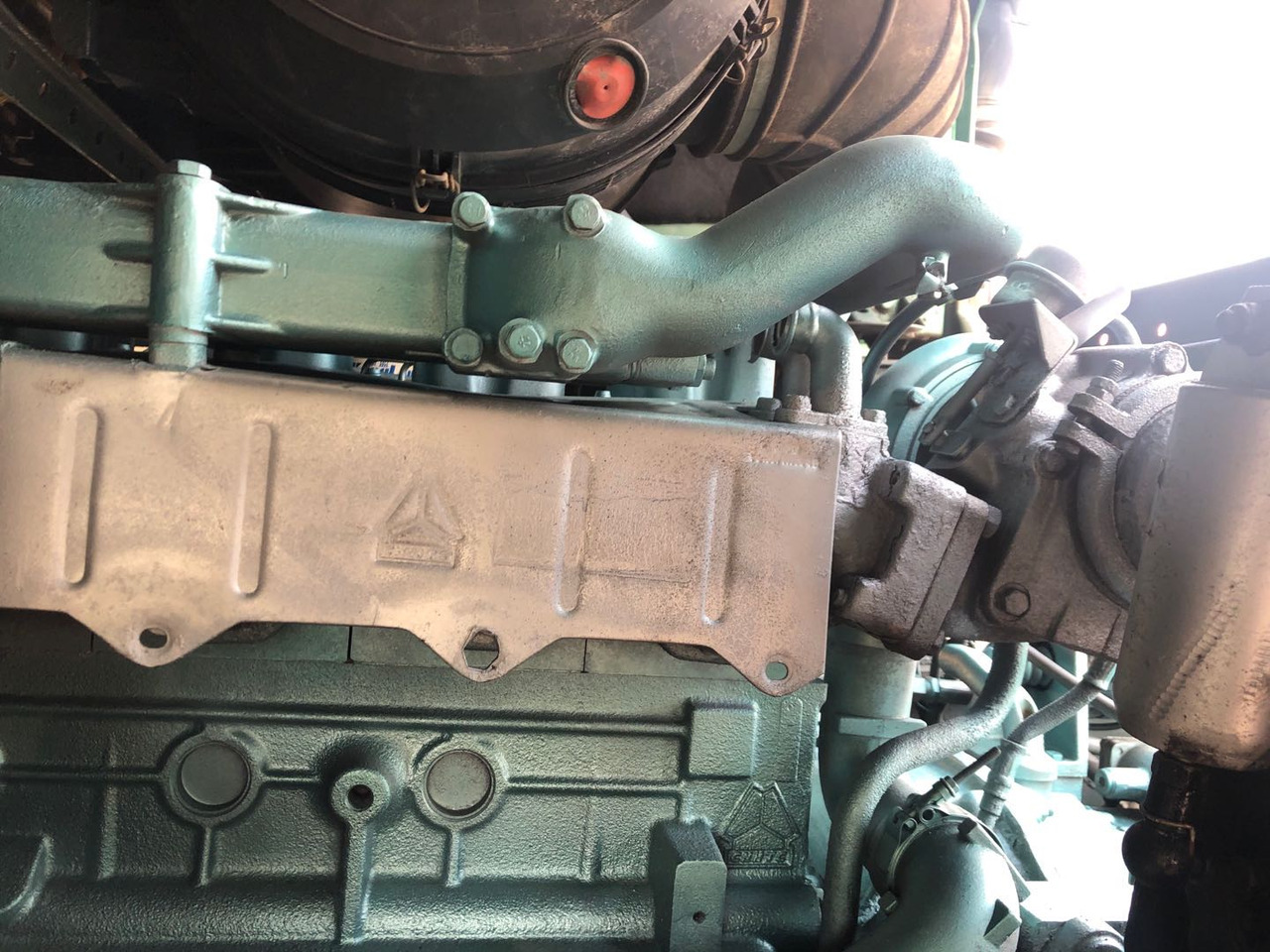 HOWO 420 - Τράκτορας: φωτογραφία 5 HOWO 420 - Τράκτορας: φωτογραφία 5