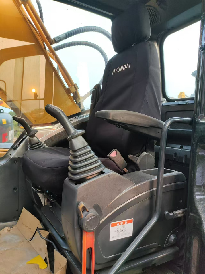 HYUNDAI R220LC-9S - Ερπυστριοφόρος εκσκαφέας: φωτογραφία 3 HYUNDAI R220LC-9S - Ερπυστριοφόρος εκσκαφέας: φωτογραφία 3