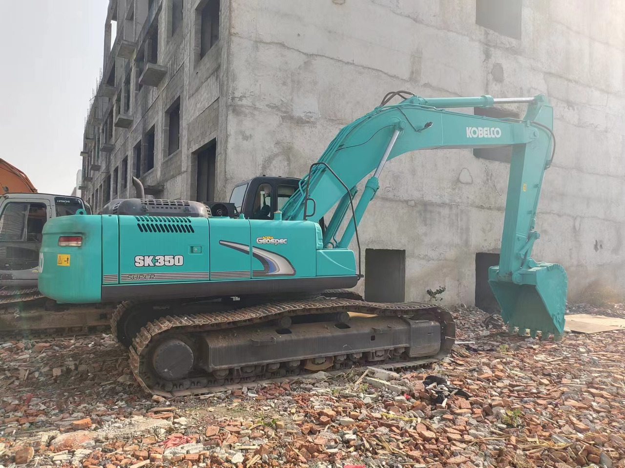 KOBELCO SK350LC-8 - Ερπυστριοφόρος εκσκαφέας: φωτογραφία 1 KOBELCO SK350LC-8 - Ερπυστριοφόρος εκσκαφέας: φωτογραφία 1
