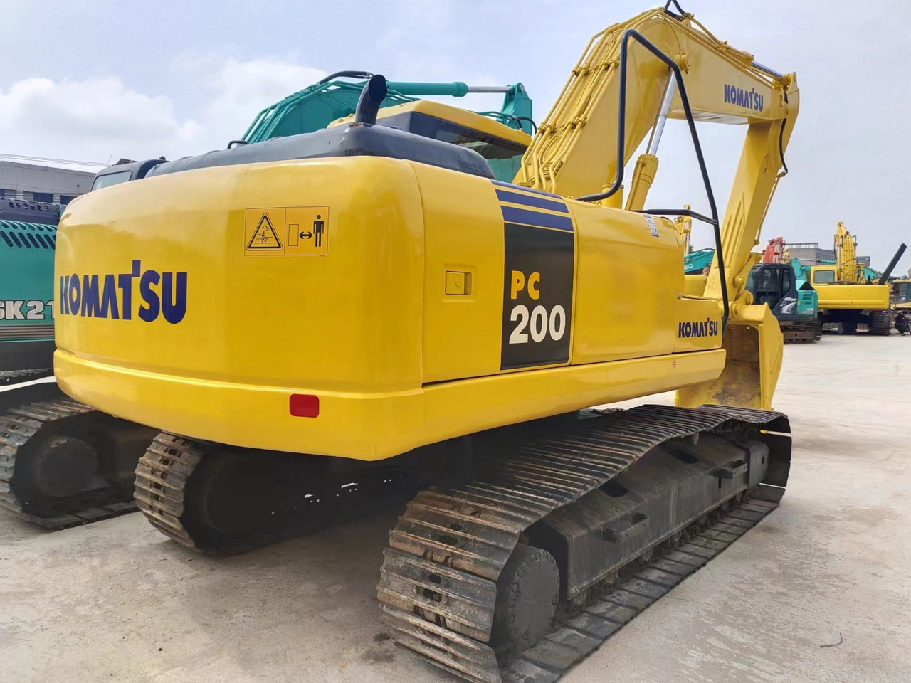 KOMATSU PC200-7 - Ερπυστριοφόρος εκσκαφέας: φωτογραφία 2 KOMATSU PC200-7 - Ερπυστριοφόρος εκσκαφέας: φωτογραφία 2
