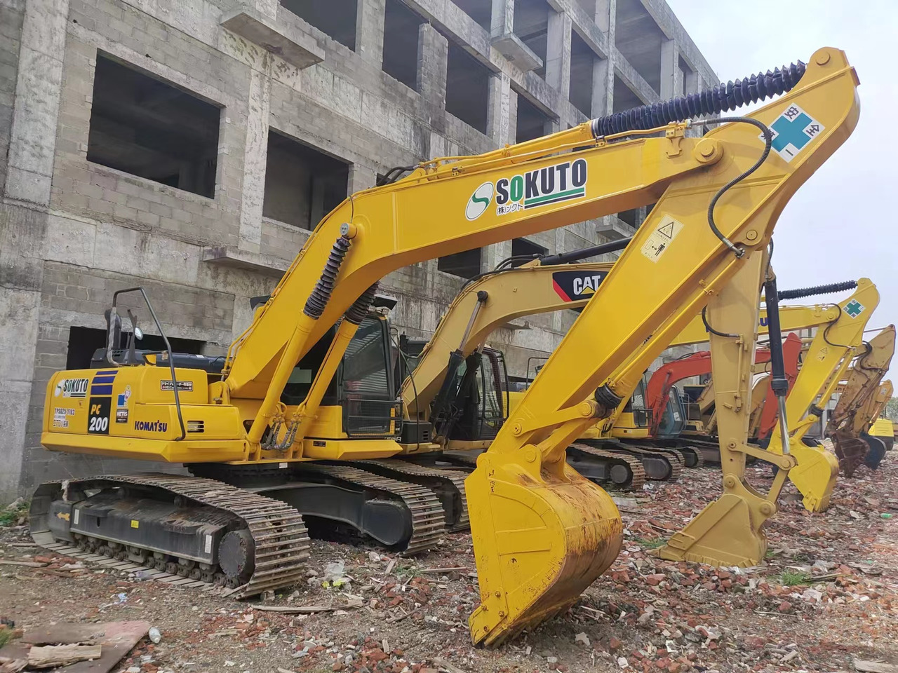 KOMATSU PC200-8N1 - Ερπυστριοφόρος εκσκαφέας: φωτογραφία 2 KOMATSU PC200-8N1 - Ερπυστριοφόρος εκσκαφέας: φωτογραφία 2