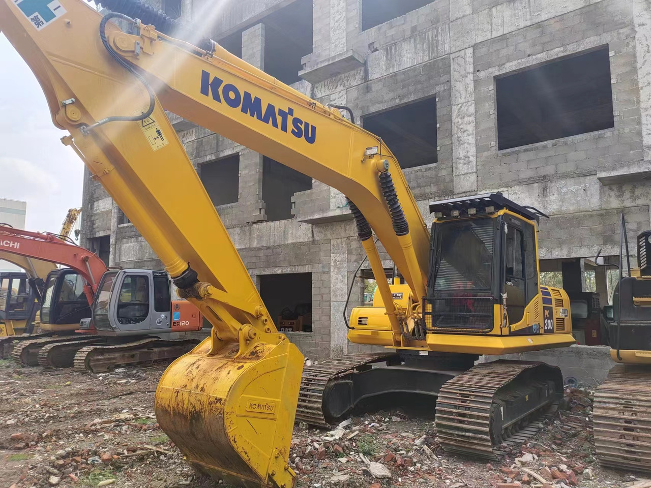 KOMATSU PC200-8N1 - Ερπυστριοφόρος εκσκαφέας: φωτογραφία 5 KOMATSU PC200-8N1 - Ερπυστριοφόρος εκσκαφέας: φωτογραφία 5