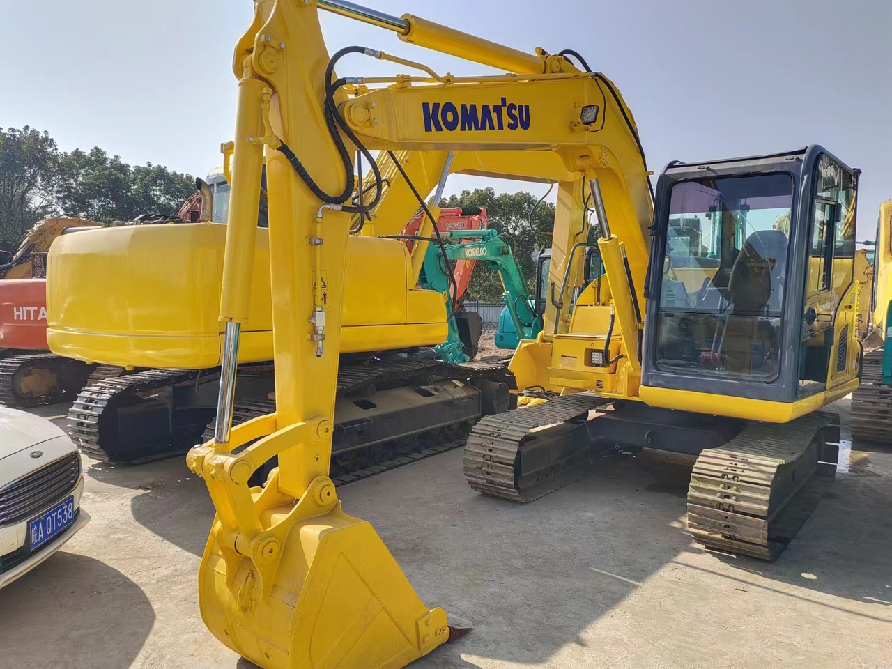 KOMATSU PC60-8 - Μίνι εκσκαφέας: φωτογραφία 1 KOMATSU PC60-8 - Μίνι εκσκαφέας: φωτογραφία 1