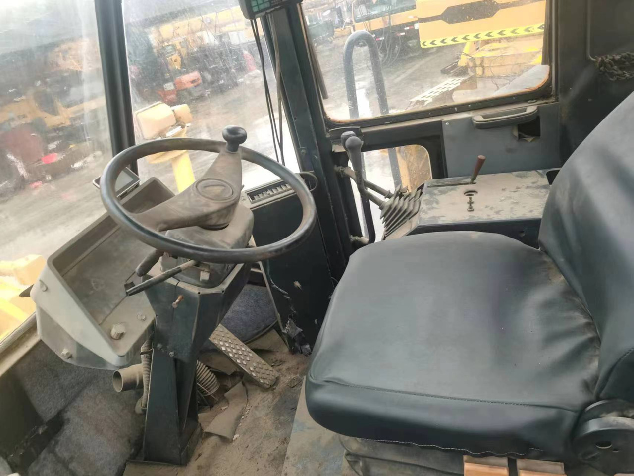 KOMATSU WA470 - Ελαστιχοφόρος φορτωτής: φωτογραφία 3 KOMATSU WA470 - Ελαστιχοφόρος φορτωτής: φωτογραφία 3