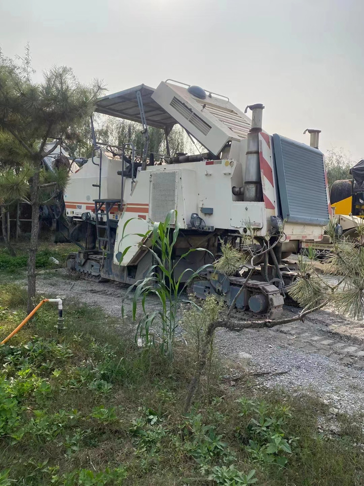 WIRTGEN 1900 - Φρέζα ασφάλτου: φωτογραφία 4 WIRTGEN 1900 - Φρέζα ασφάλτου: φωτογραφία 4