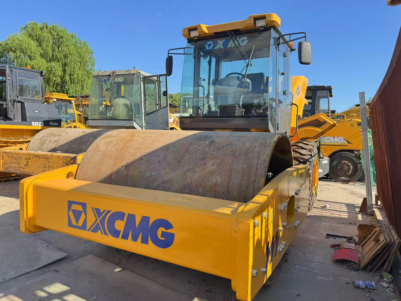 XCMG XS163J - Ασφαλτικός οδοστρωτήρας: φωτογραφία 1 XCMG XS163J - Ασφαλτικός οδοστρωτήρας: φωτογραφία 1