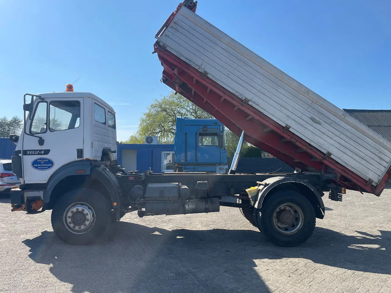 Mercedes-Benz SK 1824 TIPPER 4x4 - Φορτηγό ανατρεπόμενο: φωτογραφία 3 Mercedes-Benz SK 1824 TIPPER 4x4 - Φορτηγό ανατρεπόμενο: φωτογραφία 3