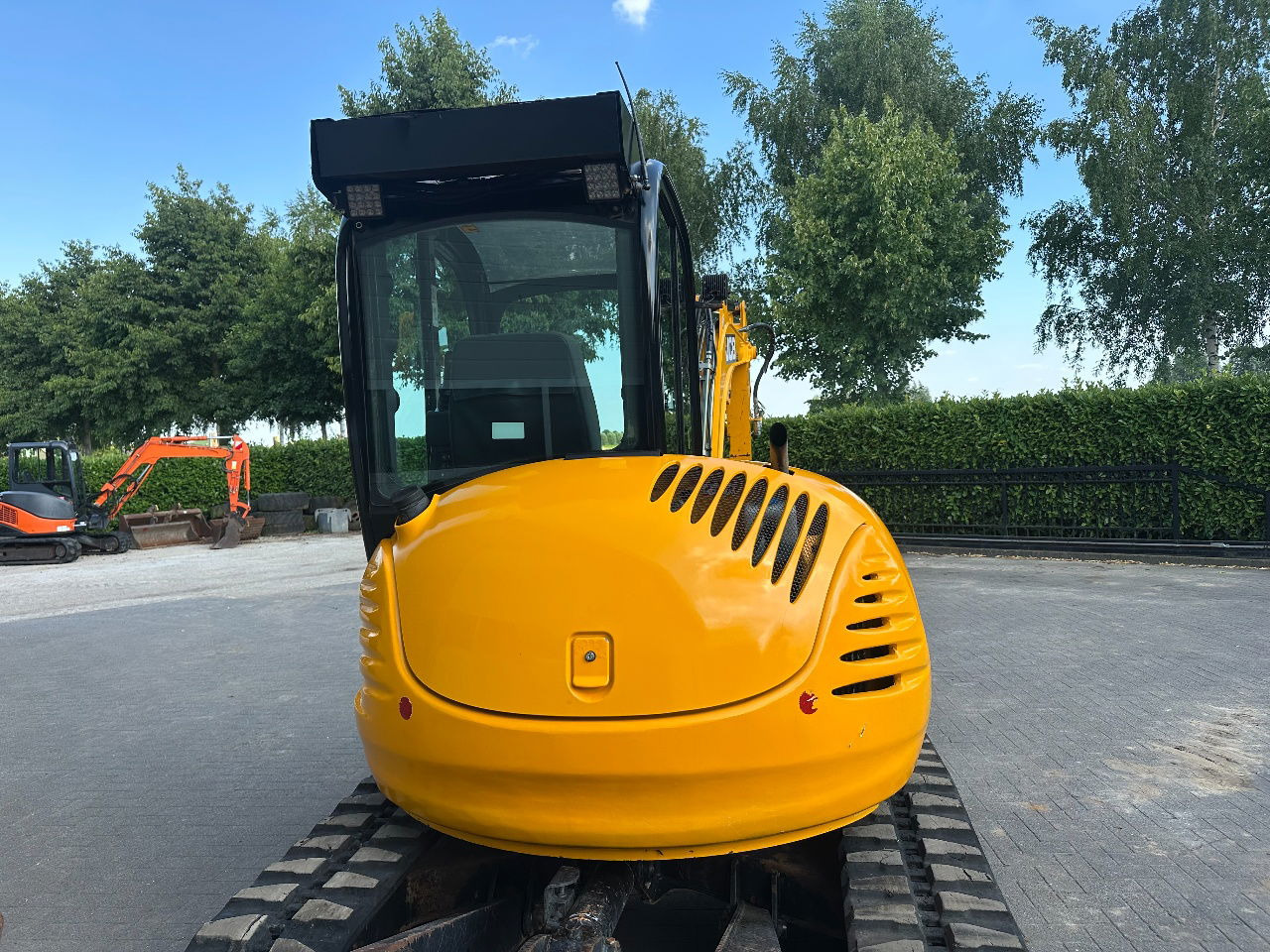 Μίνι εκσκαφέας JCB 8045 ZTS: φωτογραφία 15 Μίνι εκσκαφέας JCB 8045 ZTS: φωτογραφία 15