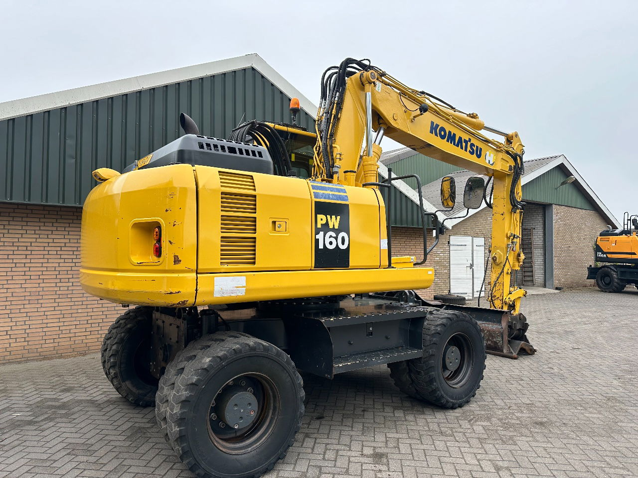 Komatsu PW160-8 - Τροχοφόρος εκσκαφέας: φωτογραφία 5 Komatsu PW160-8 - Τροχοφόρος εκσκαφέας: φωτογραφία 5