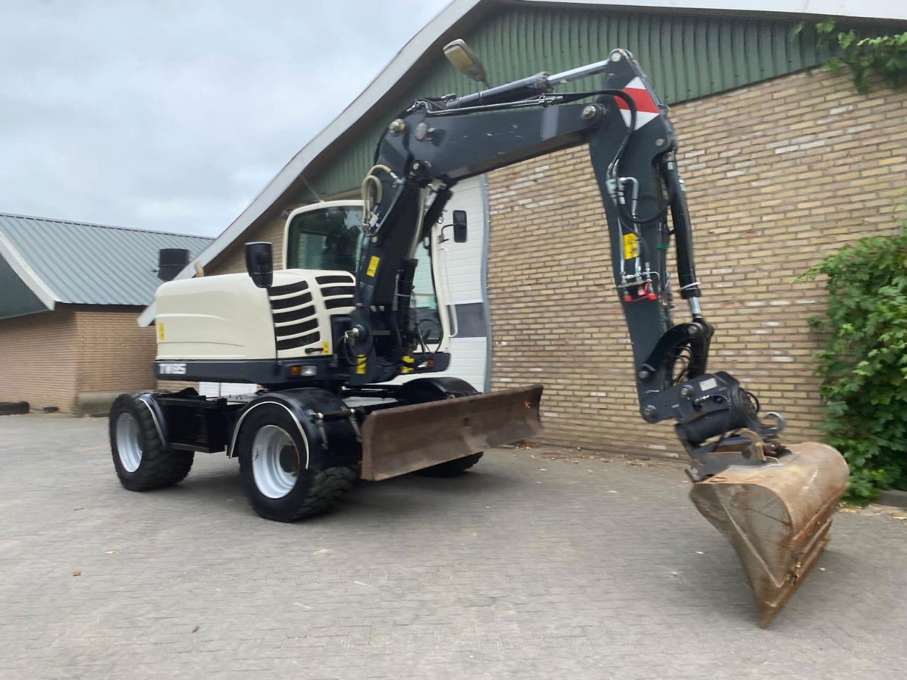 Terex TW85 - Τροχοφόρος εκσκαφέας: φωτογραφία 2 Terex TW85 - Τροχοφόρος εκσκαφέας: φωτογραφία 2