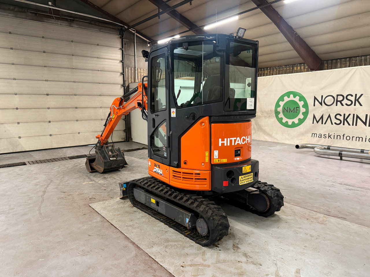 Hitachi ZX26U-6 - Μίνι εκσκαφέας: φωτογραφία 3 Hitachi ZX26U-6 - Μίνι εκσκαφέας: φωτογραφία 3