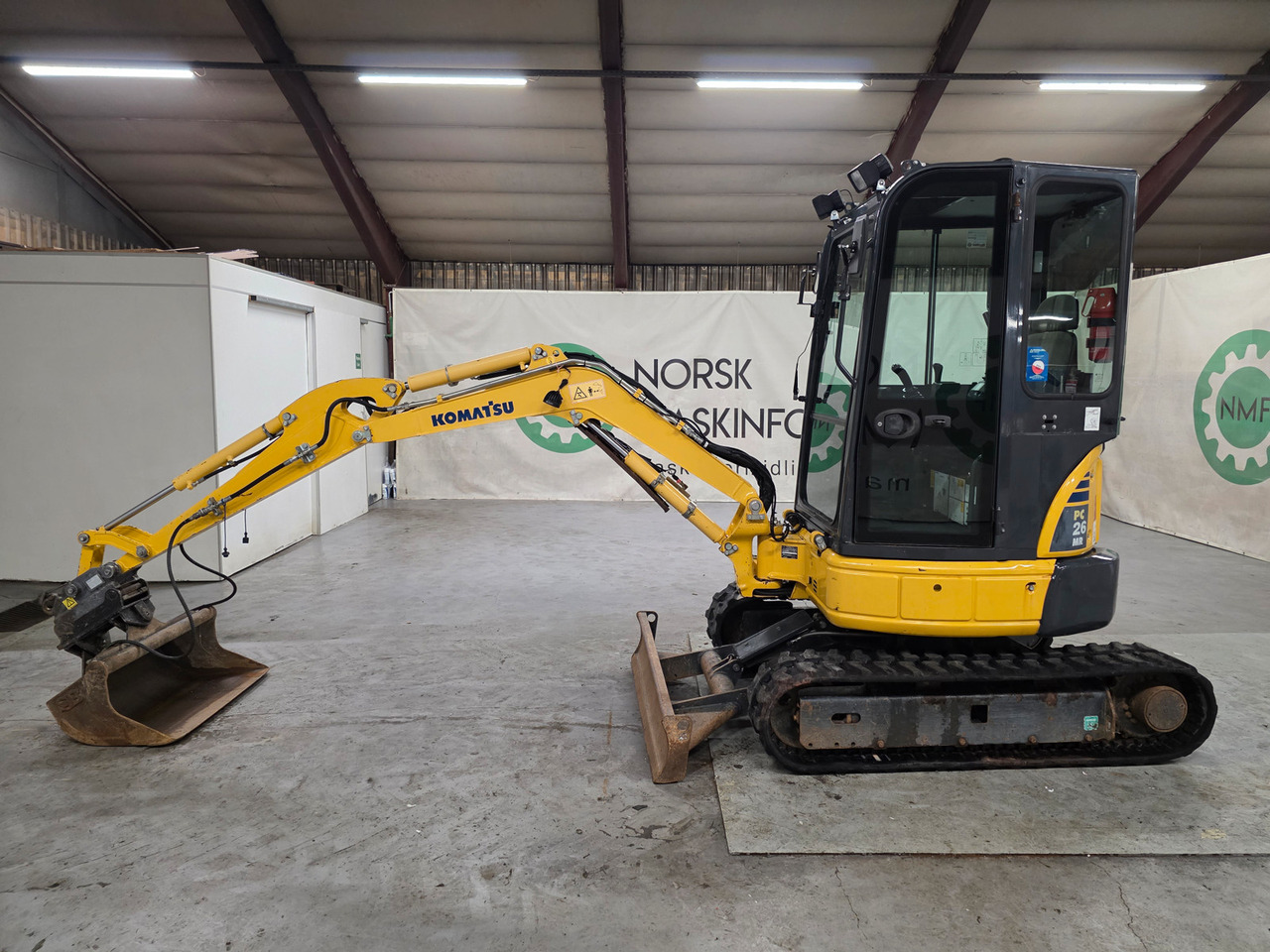 Komatsu PC26MR-3 - Μίνι εκσκαφέας: φωτογραφία 2 Komatsu PC26MR-3 - Μίνι εκσκαφέας: φωτογραφία 2
