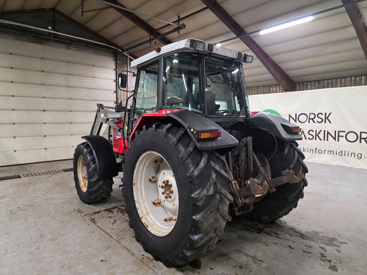 Massey Ferguson 6180 - Τρακτέρ: φωτογραφία 3 Massey Ferguson 6180 - Τρακτέρ: φωτογραφία 3