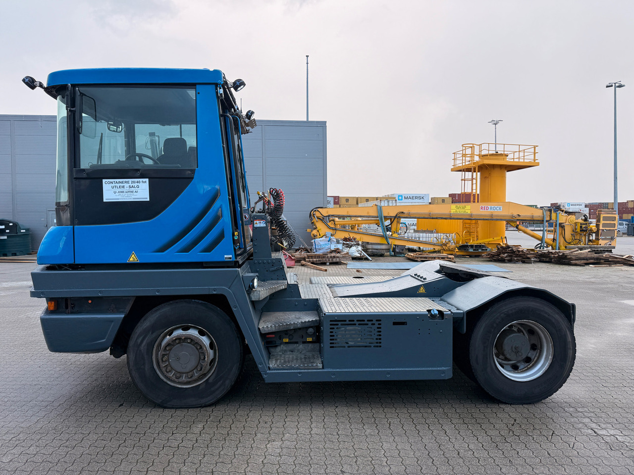 Terberg RT223 4x4 - Τράκτορες τελωνείων: φωτογραφία 3 Terberg RT223 4x4 - Τράκτορες τελωνείων: φωτογραφία 3