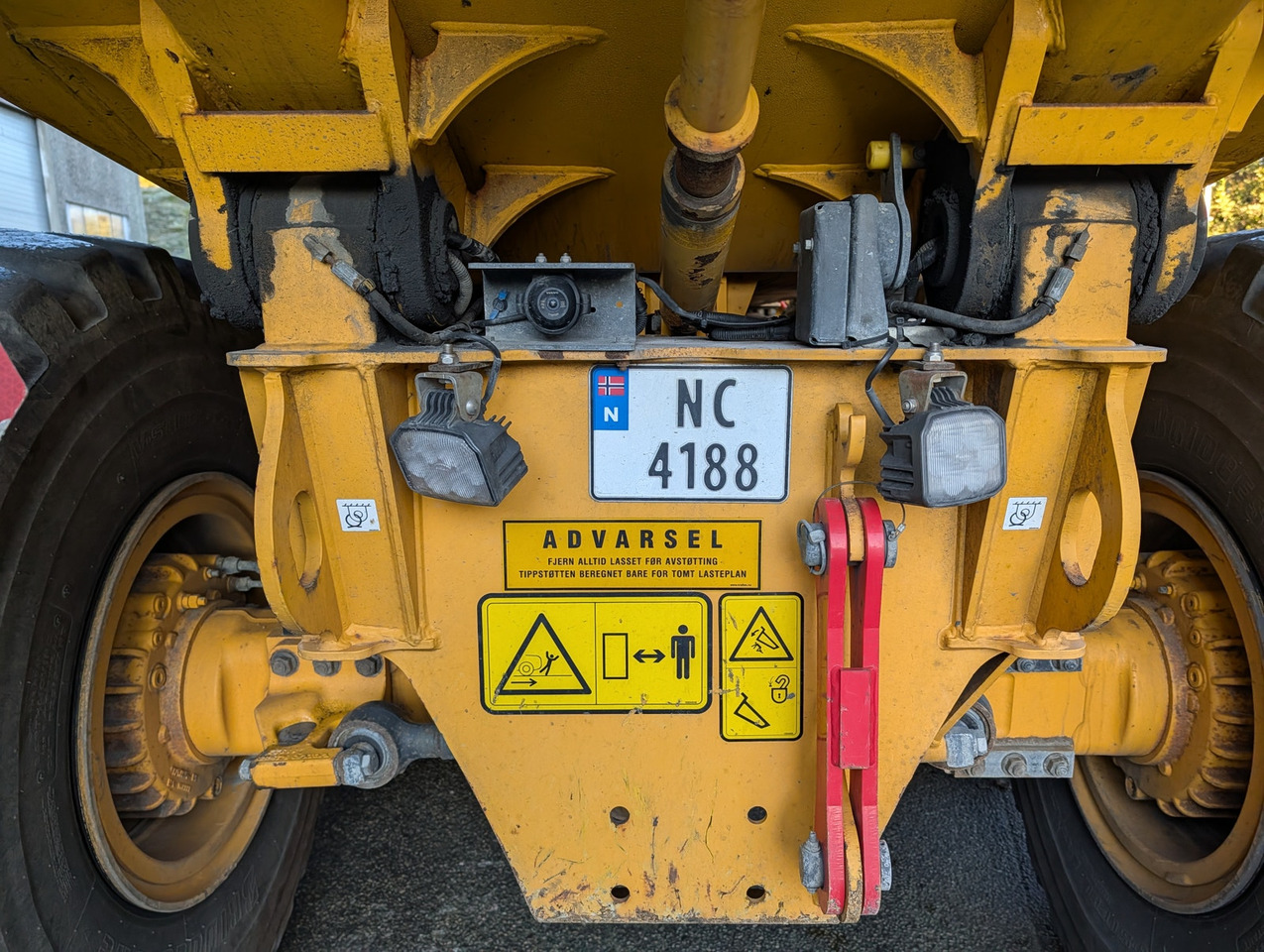 Volvo A25G på hvite skilt - Αρθρωτό φορτηγό: φωτογραφία 5 Volvo A25G på hvite skilt - Αρθρωτό φορτηγό: φωτογραφία 5