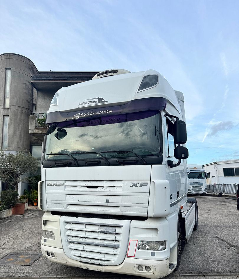 DAF XF 105.460 - 2010 - AUTOMATICO - Τράκτορας: φωτογραφία 2 DAF XF 105.460 - 2010 - AUTOMATICO - Τράκτορας: φωτογραφία 2