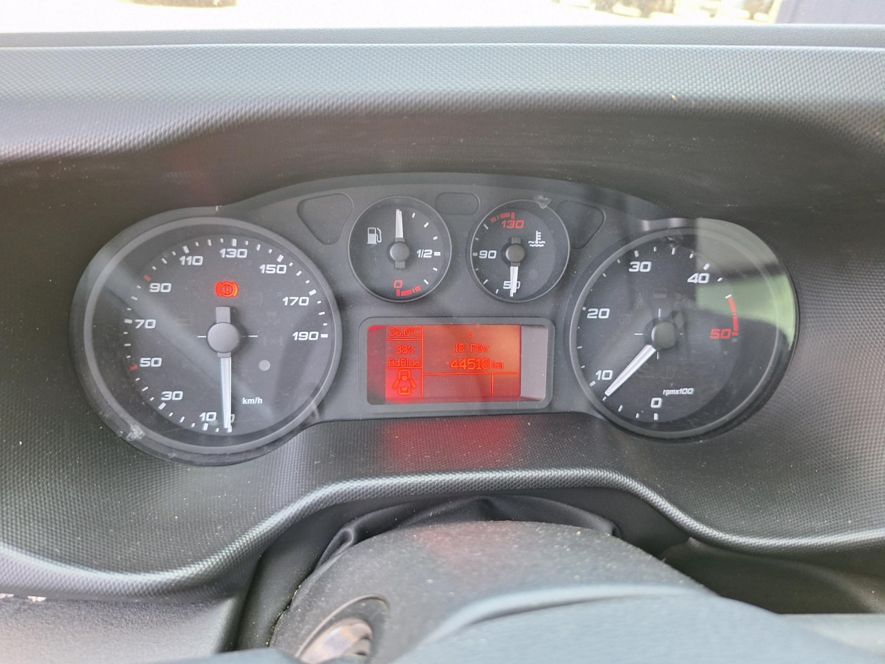 IVECO Daily 35 C 16 - Επαγγελματικό αυτοκίνητο κόφα: φωτογραφία 2 IVECO Daily 35 C 16 - Επαγγελματικό αυτοκίνητο κόφα: φωτογραφία 2